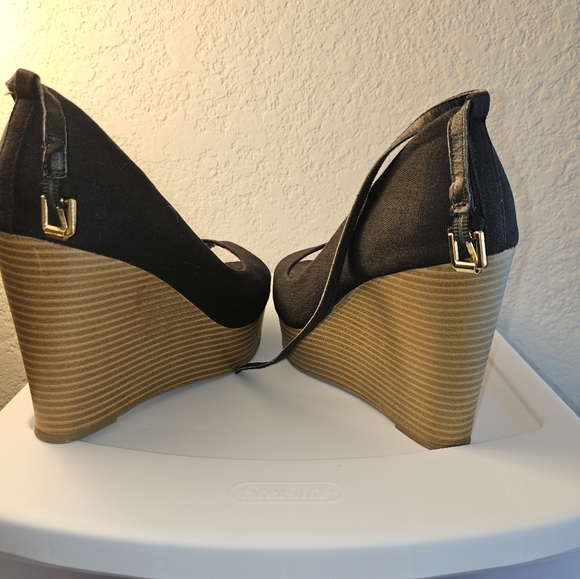 Wedge heels - Picture 2 of 7